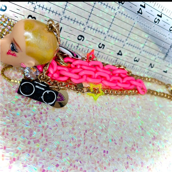 Barbie Necklace - Picture 6 of 10